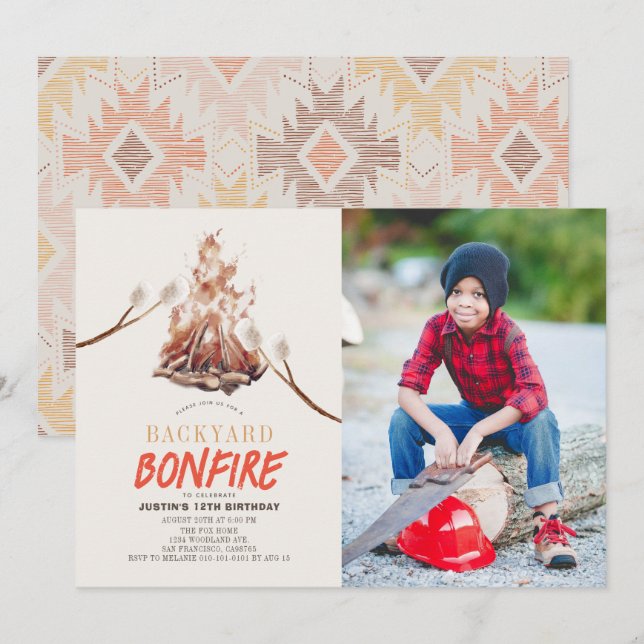Backyard Bonfire Camping S'mores Birthday Photo Inbjudningar (Fram/baksida)
