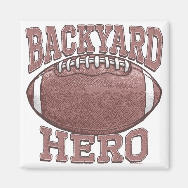 Backyard Hero Football Gear Magnet (Framsidan)