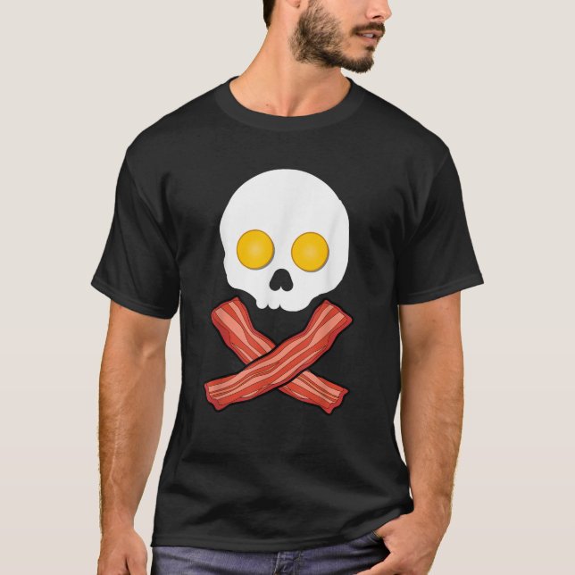 Bacon and Eggs Skull Crossbones Funny Fried Breakf T Shirt (Framsida)