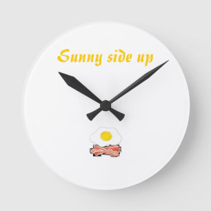 Bacon och ägg rund klocka