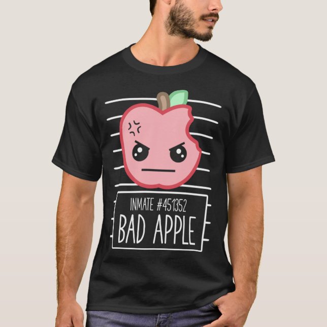 Bad Apple Mugshot Silly Sarcastic Pun Bad Attitude T Shirt (Framsida)