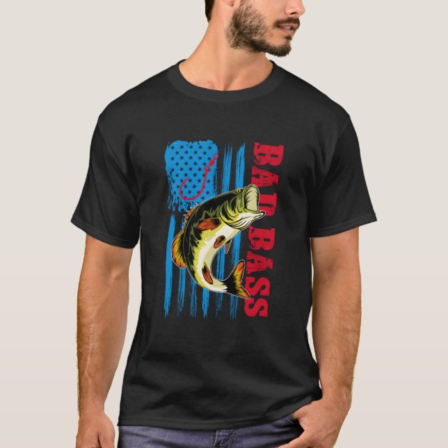 Bad Bass Flag Fishing T Shirt (Framsida)