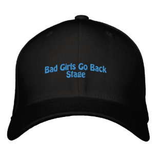 Bad Girls Go Backstage Broderad Svart Keps