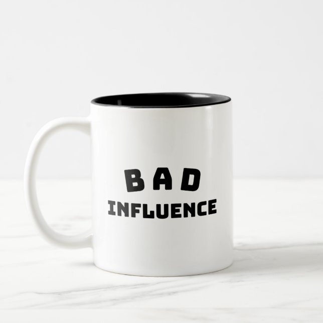 BAD Influence Classic Mugg – Djärv Svart Typografi (Vänster)