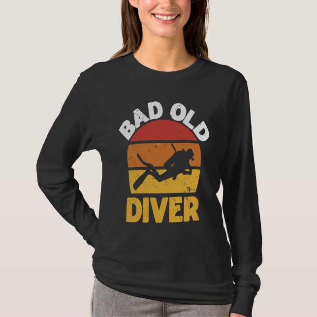 Bad Old Diver I Scuba Diver T Shirt (Framsida)