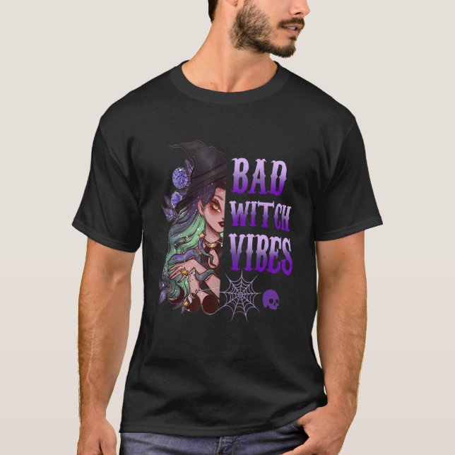 Bad Witch Vibes Halloween T Shirt (Framsida)