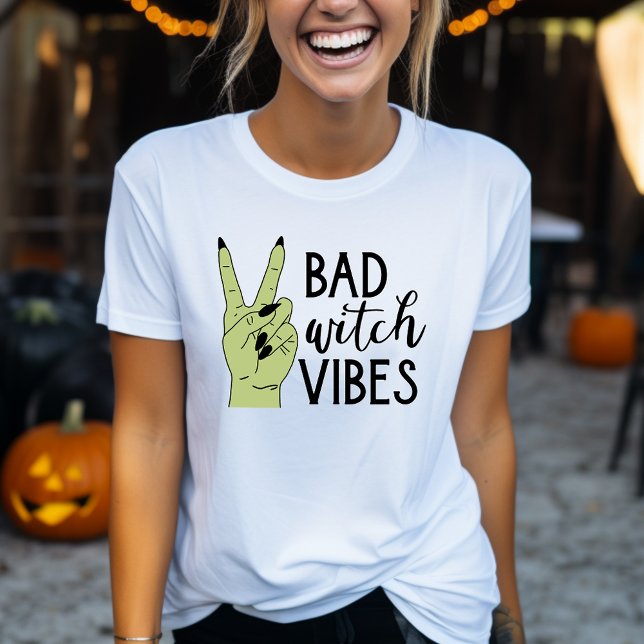 Bad Witch Vibes Modern Womens Halloween T Shirt (Skapare uppladdad)