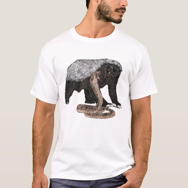 Badass Honey badger & Cobra Snake Funny Animal Art T Shirt (Framsida)