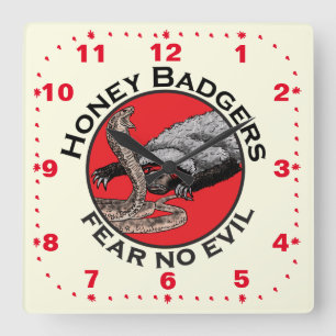 Badass Honey badger fruktar inget ont Snake Animal Fyrkantig Klocka