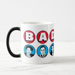 Badass Kvinnor: Stacey RBG AOC Katie Kamala Warren Magisk Mugg