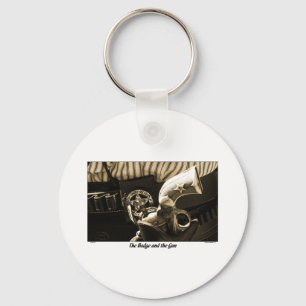 BADGE OCH GUN NYCKELRING