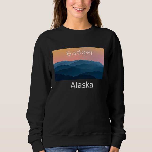 Badger Alaska Mountain sunset hometown T Shirt (Framsida)