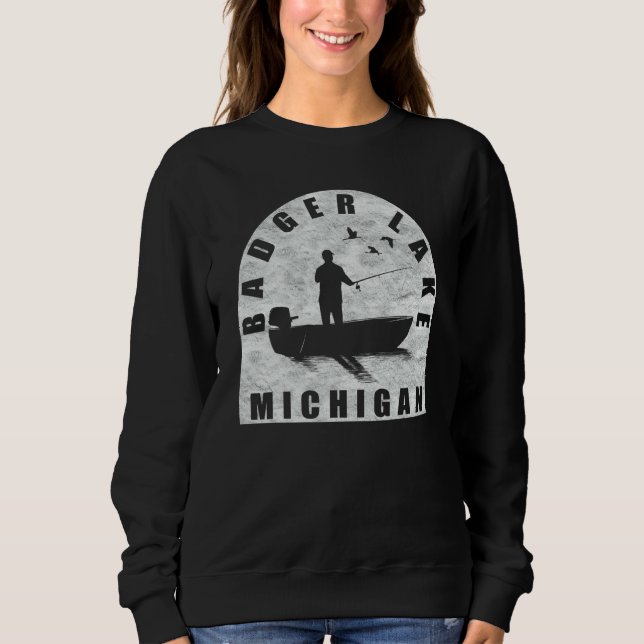 Badger Lake Fishing Michigan T Shirt (Framsida)