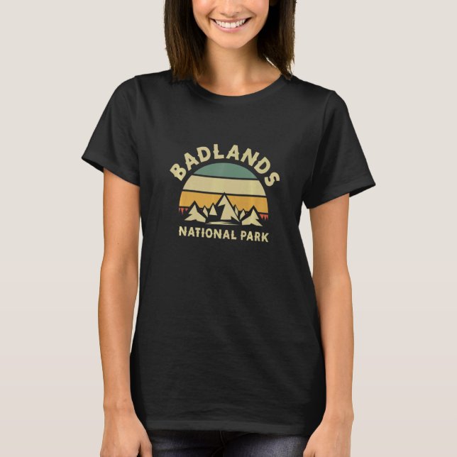 Badlands nationalpark Hiking Vacation 1 T Shirt (Framsida)