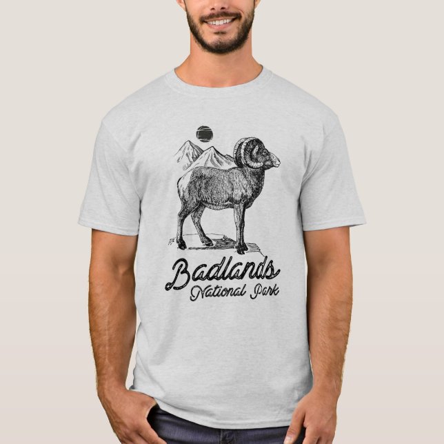 Badlands nationalpark med Bighorn Sheep T Shirt (Framsida)