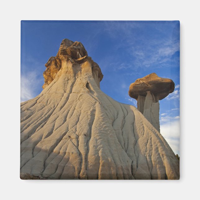 Badlandsformationer vid Makoshika State Park i Magnet (Framsidan)