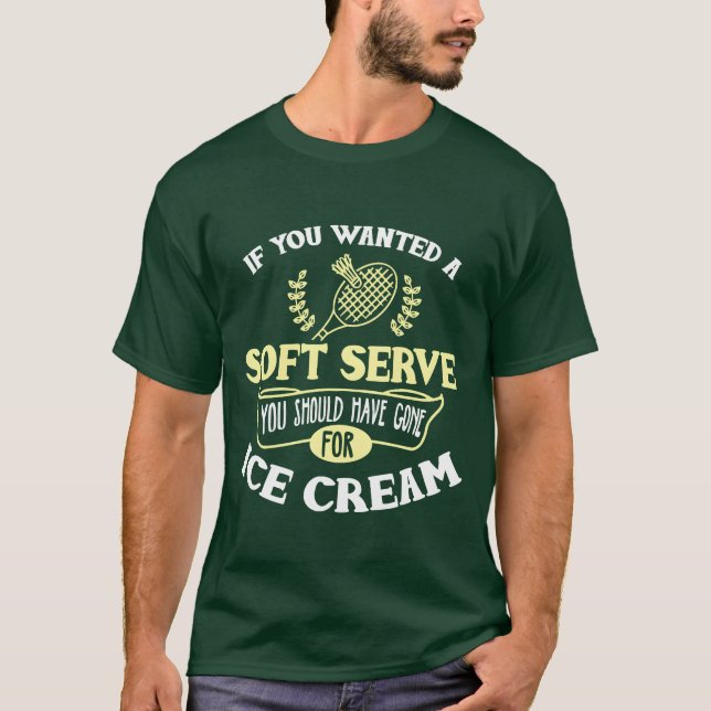 Badminton idea Joke Soft Serve Quote Badminton Pla T Shirt (Framsida)