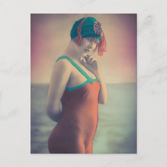 Badskönhet! 1920's Flapper Girl Risque Vykort (Framsida)