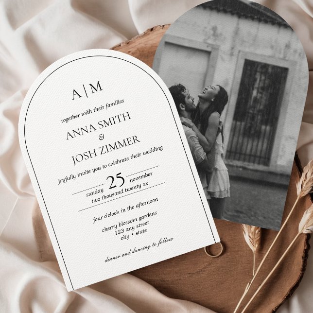 Båg Klassisk Elegant Svart & Vit Minimalistisk Chi Inbjudningar (Classy Minimalist Simple Sophisticated Elegant B&W Arch Wedding Invitation with Photo)