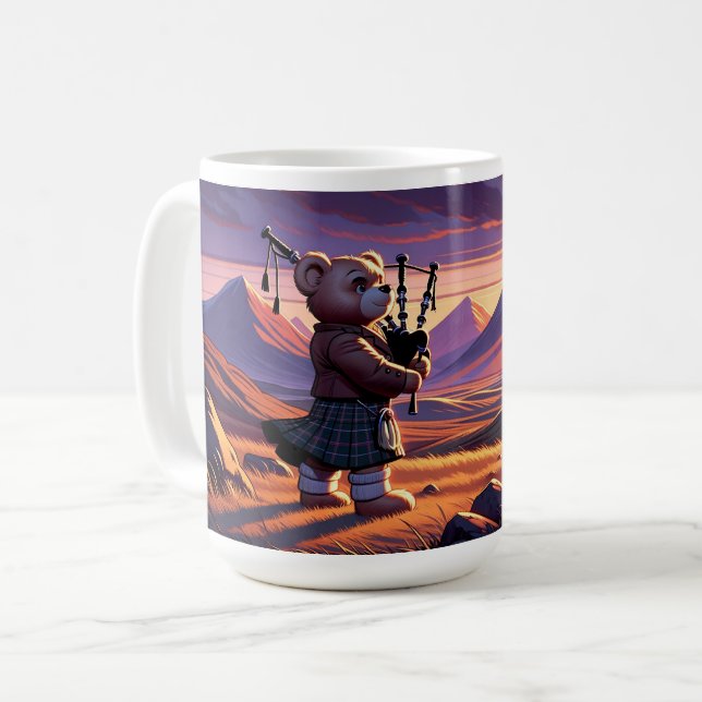 Bagpipe spelar Teddy Kaffemugg (Framsida vänster)