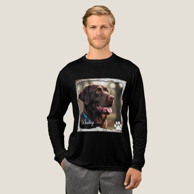 "Bailey", Chocolate Lab T Shirt (Hel framsida)