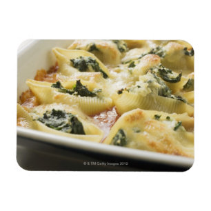 Bakade pastasnäckor med spenatfyllning magnet