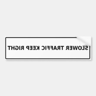 Bakåtriktad långsammare trafikerar den högra bildekal