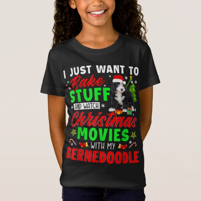 Bake Saker och titta på julfilmer med min Bern T Shirt (Framsida)