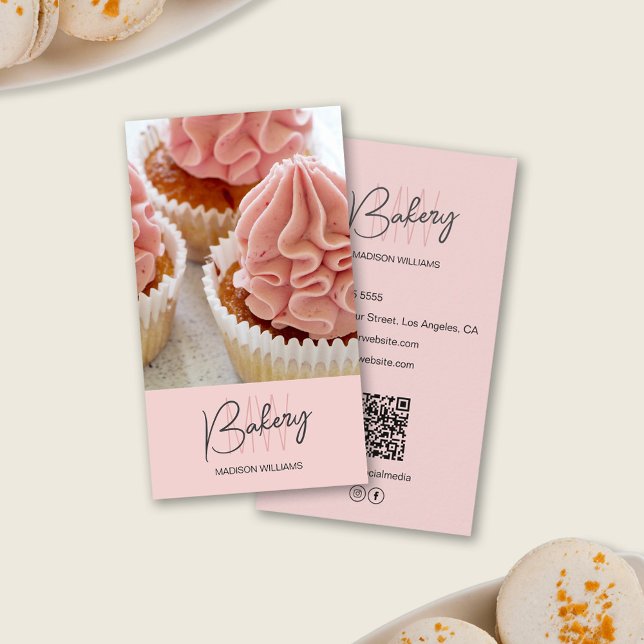 Bakery Monogram Logotyp Beställningsbar Foto QR Ro Visitkort (Bakery Monogram Logo Custom Photo QR Pink Business Card)