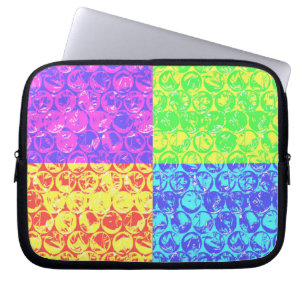 Bakgrund av regnbåge laptop sleeve