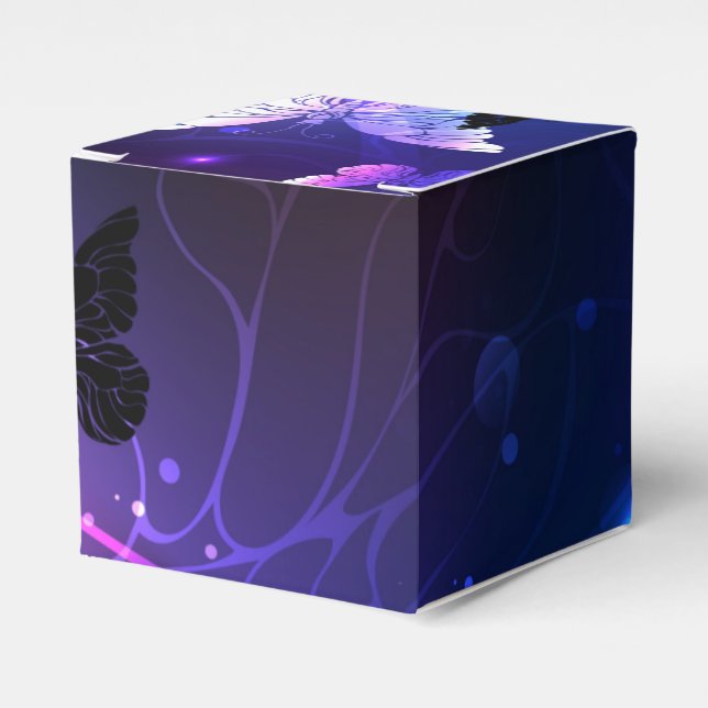 Bakgrund med nattfjärilar presentaskar (Framsidan Sidan)