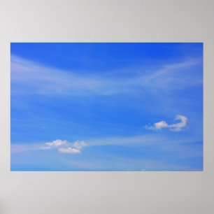 Bakgrunden till blå himmel. poster