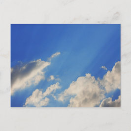 Bakgrunden till blå himmel. vykort