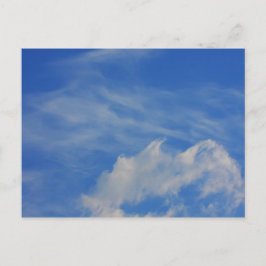 Bakgrunden till blå himmel. vykort