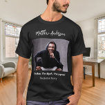 Bakhelor party fotoman myth legend namn roligt t shirt<br><div class="desc">Anpassa och lägg till ett eget foto av den som kör datorn. Anpassa och lägg till en namn och en text. Text: Mannen,  myten,  förklaringen..</div>