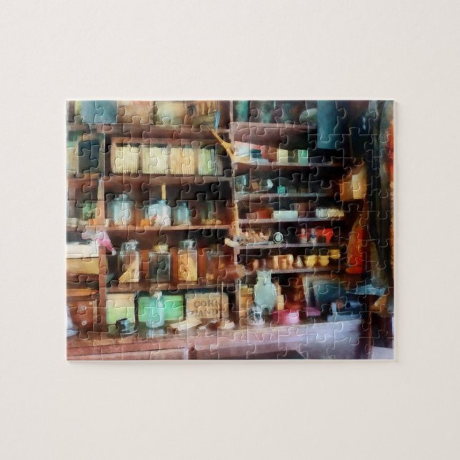 Bakom räknaren i den allmänna butiken pussel (Horisontell)