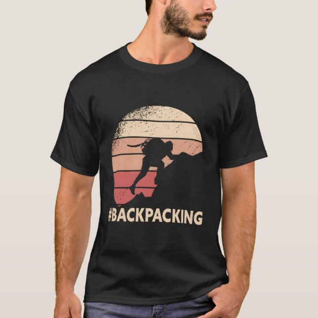 Baksäckning av Camg Hickling utomhus T Shirt (Framsida)