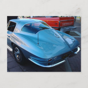 Baksida av en klassisk Himlar Blue Chevy Stingray Vykort