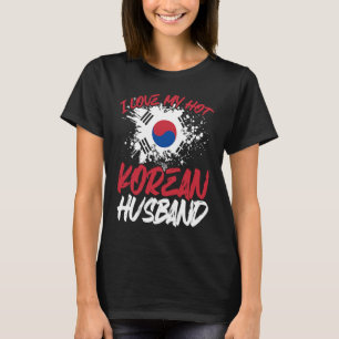 Baksida Jag älskar min heta koreanska make 1 T Shirt