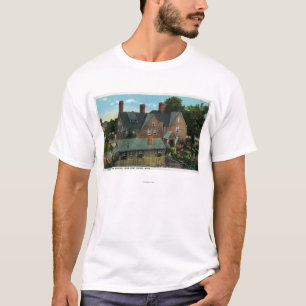 Baksidaen beskådar av huset av sju gavlar t shirt
