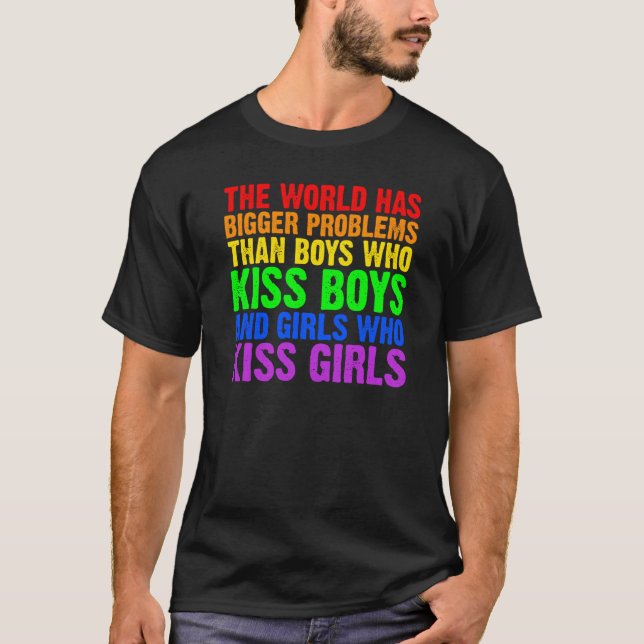 Baktryck Världen har större problem än LGBTQ T Shirt (Framsida)