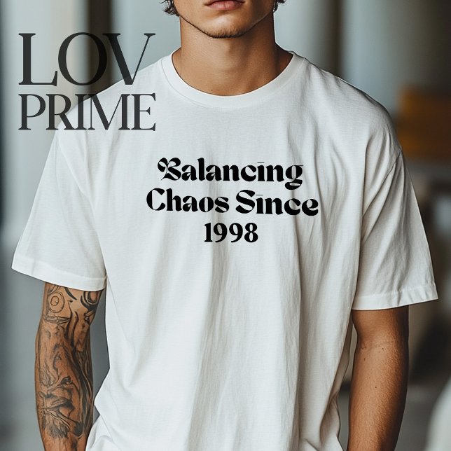 Balancing Chaos Funny T Shirt (Skapare uppladdad)