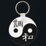 Balans & Harmony Yin yang Nyckelring<br><div class="desc">De traditionella kinesiska tecknen för balans och harmoni placeras i den svarta och vita jangsymbolen och ser underbar ut på hela vår coola Tshirt stilar. Storlek grafiken upp eller ned till kostym din personliga smak. Lev i balans,  leva i harmoni,  och du kommer att känna till vägen.</div>