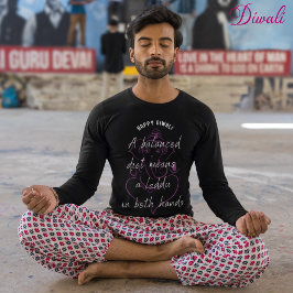 Balanserade elak i dieten laddu i båda händer Diwa T Shirt