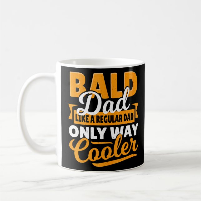 Bald Pappa som en vanlig Pappa Cooler Hairle Kaffemugg (Vänster)