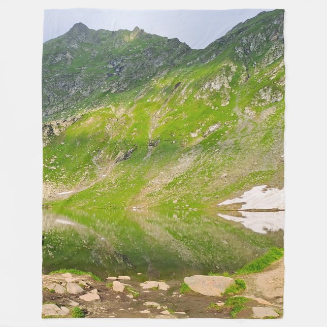 Balea Lake Mountain Slope – Rumänien Alpin Tryck Fleecefilt (Framsidan)