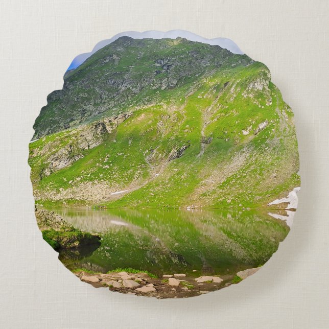 Balea Lake Mountain Slope – Rumänien Alpin Tryck Rund Kudde (Framsidan)