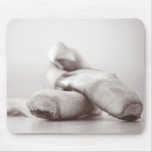 Balett Pointe skor på dansgolvmall