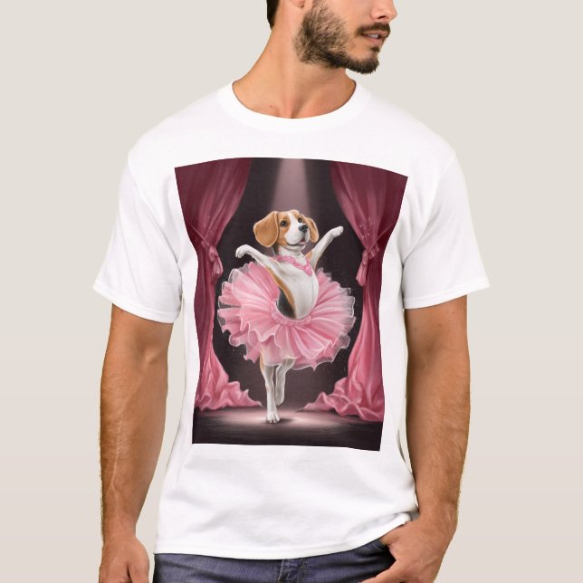 Ballerina Beagle � Rolig Hunddans T Shirt (Framsida)