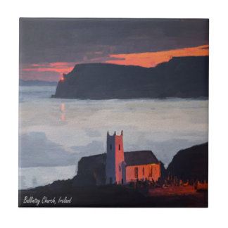 Ballintoy Church, Irland vid Sunset Kakelplatta